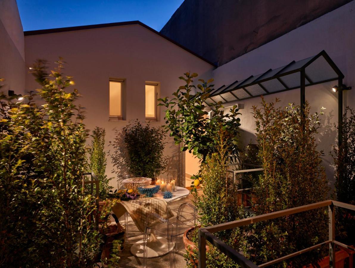 Right House - Indipendent In Characteristic Marina District Cagliari